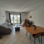 Appartement Petit Coin De Paradis 2 Mn De La 2chs Balcon Clim Parking *